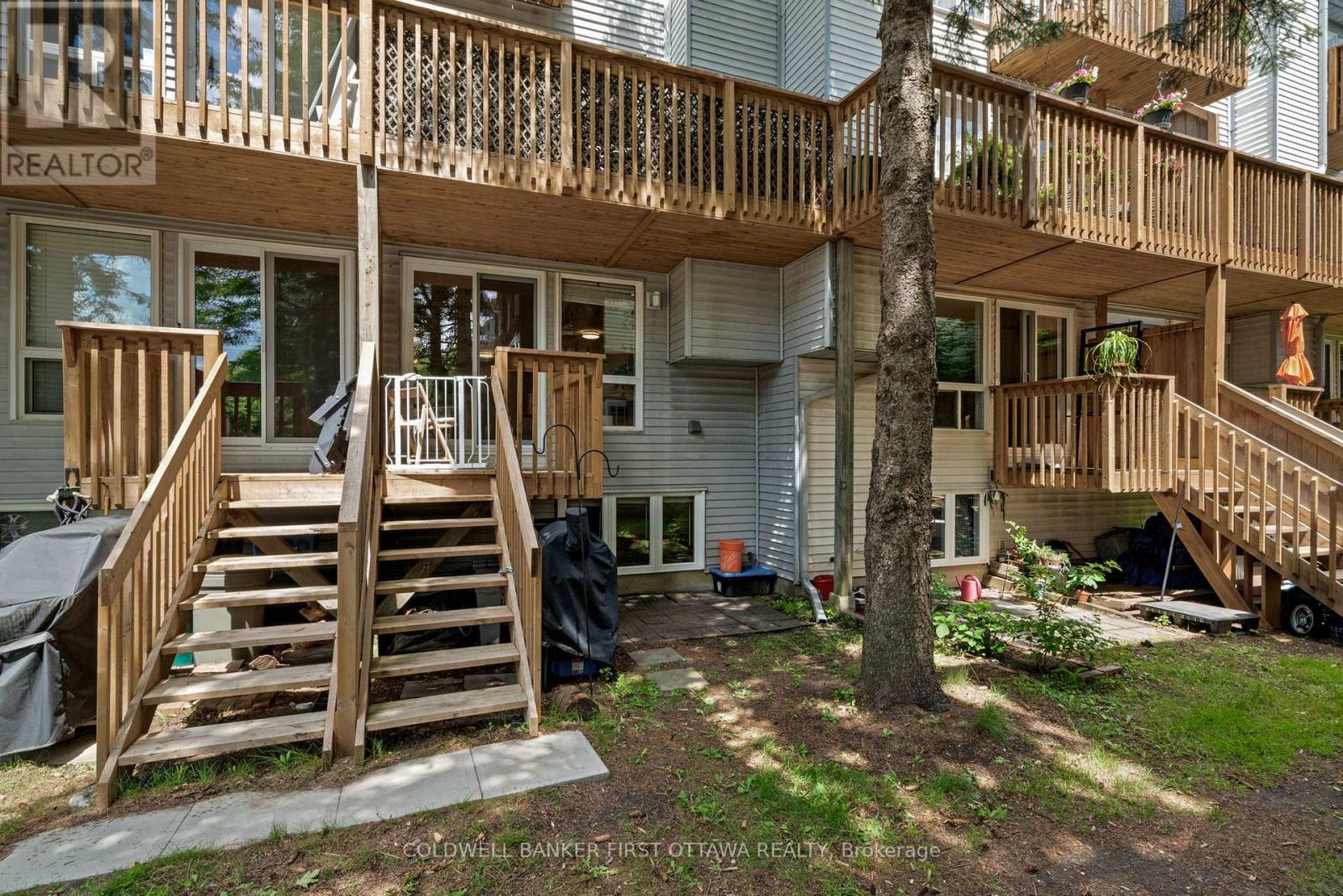 386 BRISTON PRIVATE - Image 29