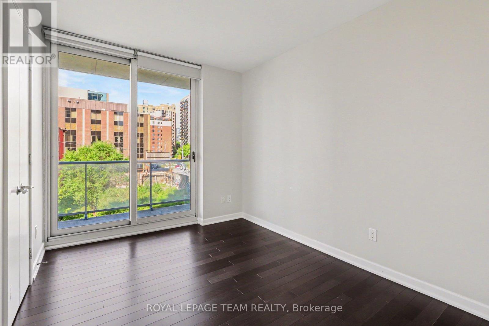 #310 300 LISGAR STREET E - 16