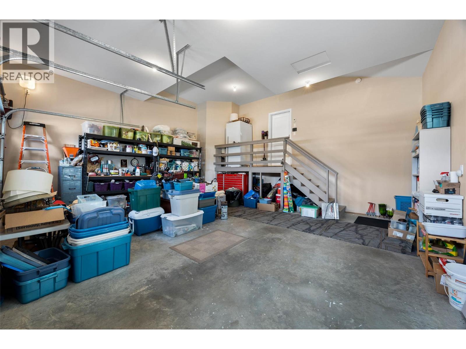 8913 Grizzly Crescent - 25