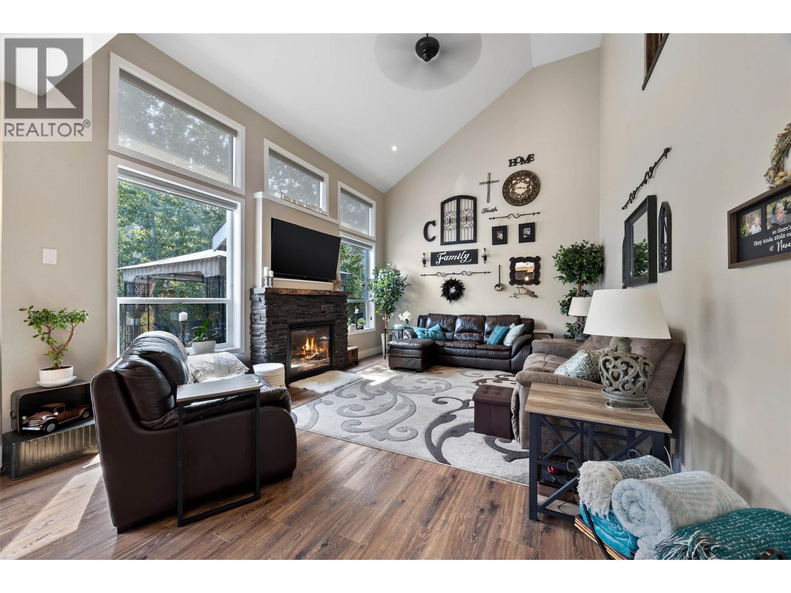 8913 Grizzly Crescent - Image 15