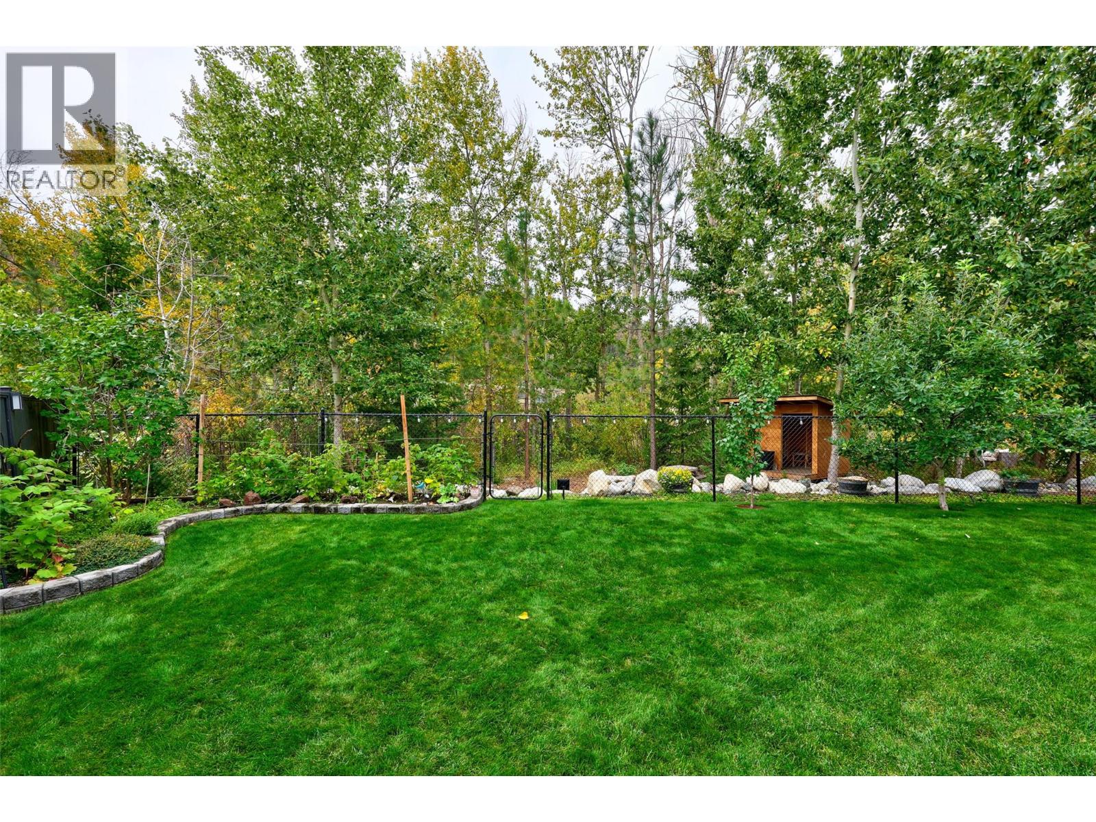 8913 Grizzly Crescent - Image 50