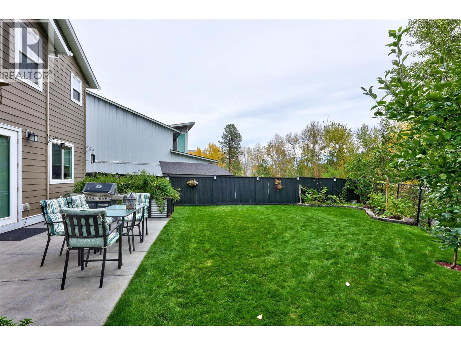 8913 Grizzly Crescent - Image 48