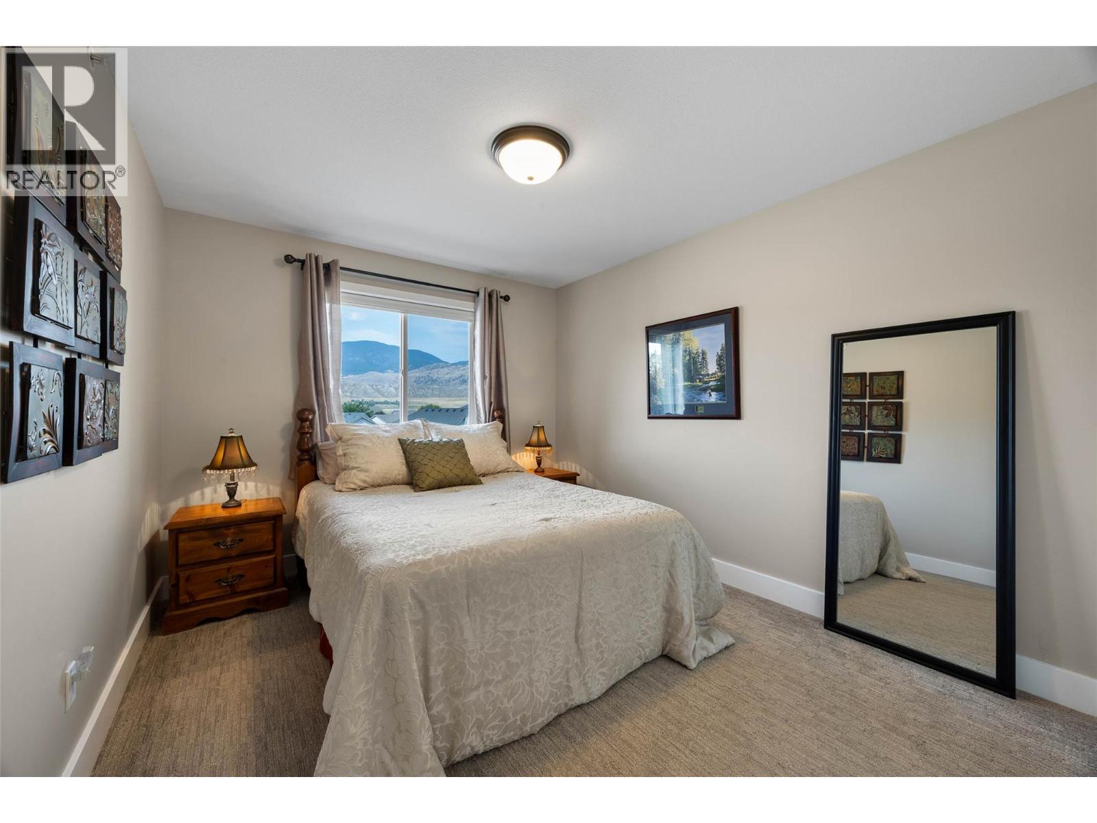 8913 Grizzly Crescent - Image 32