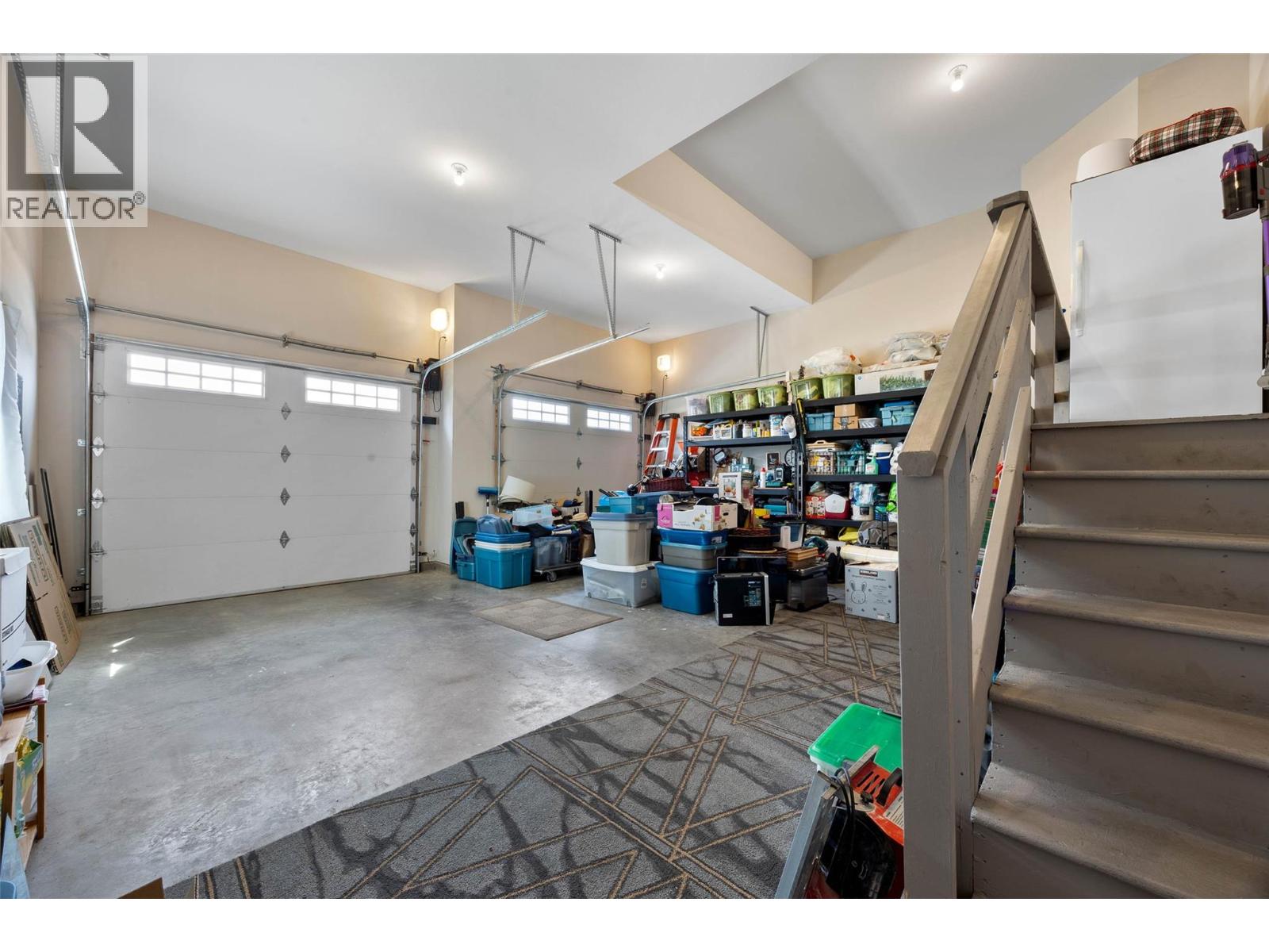 8913 Grizzly Crescent - Image 24