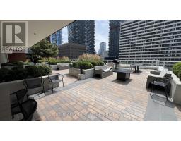 2503 - 33 Helendale Avenue, Toronto, ON M4R0A4 Photo 10