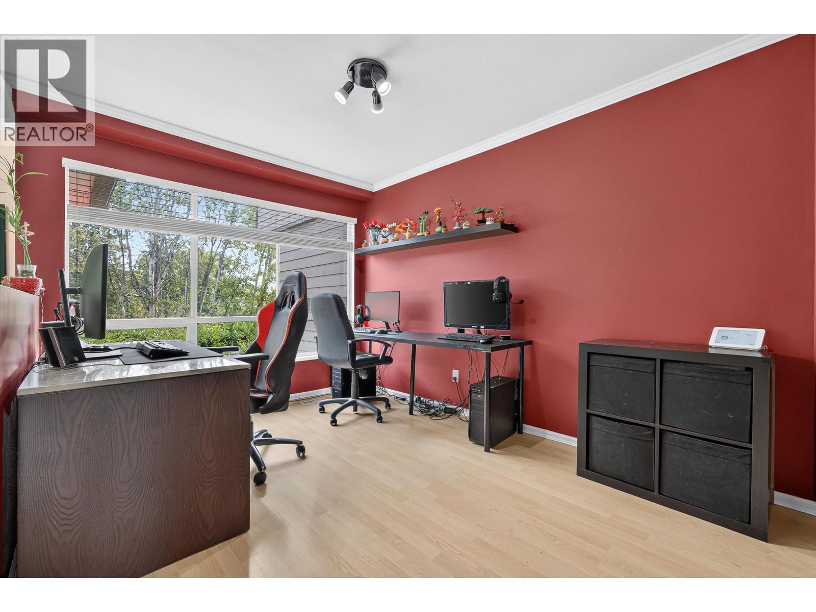 48 5380 SMITH DRIVE, Richmond