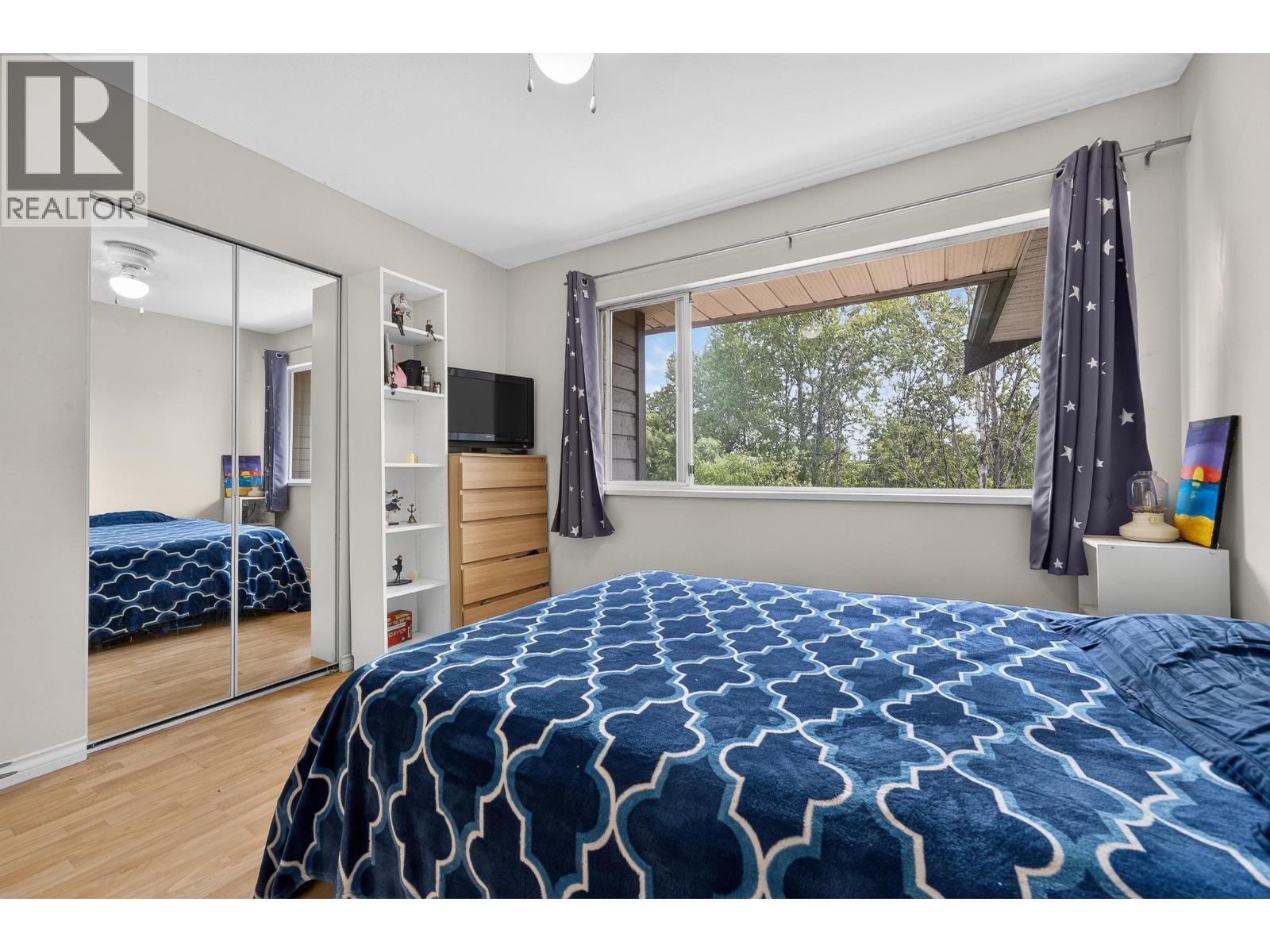 48 5380 SMITH DRIVE, Richmond