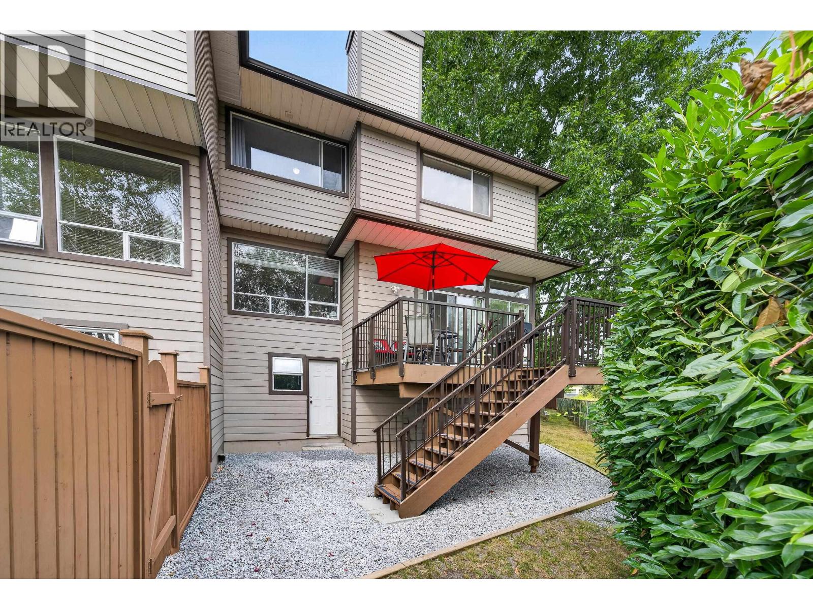 48 5380 SMITH DRIVE, Richmond
