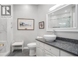 401 2 Renaissance Square, New Westminster, BC V3M6K3 Photo 18
