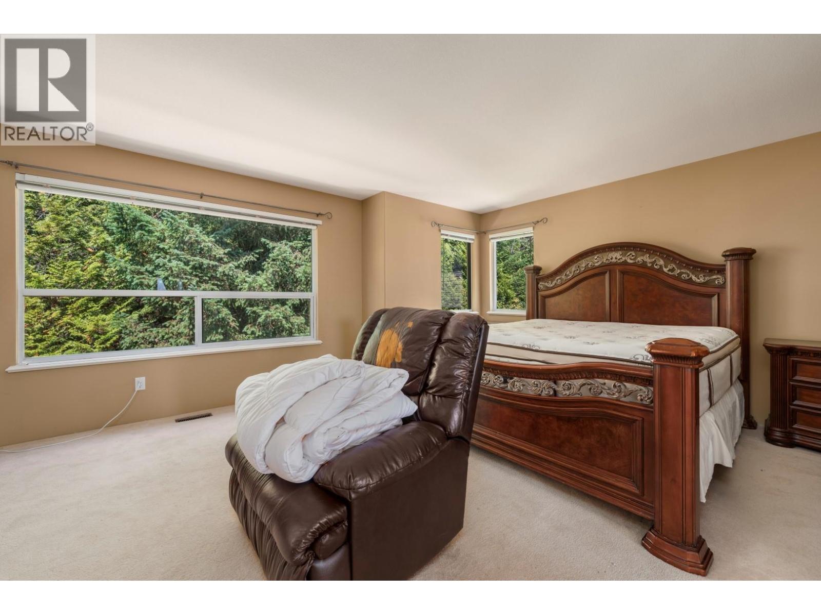 94 LINDEN COURT, Port Moody