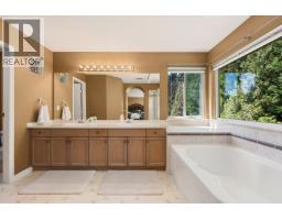 94 Linden Court, Port Moody, BC V3H5C1 Photo 19