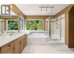 94 Linden Court, Port Moody, BC V3H5C1 Photo 20