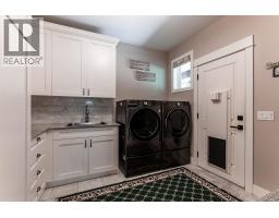 930 Selkirk Crescent, Coquitlam, BC V3J6E5 Photo 30