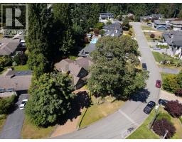 930 Selkirk Crescent, Coquitlam, BC V3J6E5 Photo 38