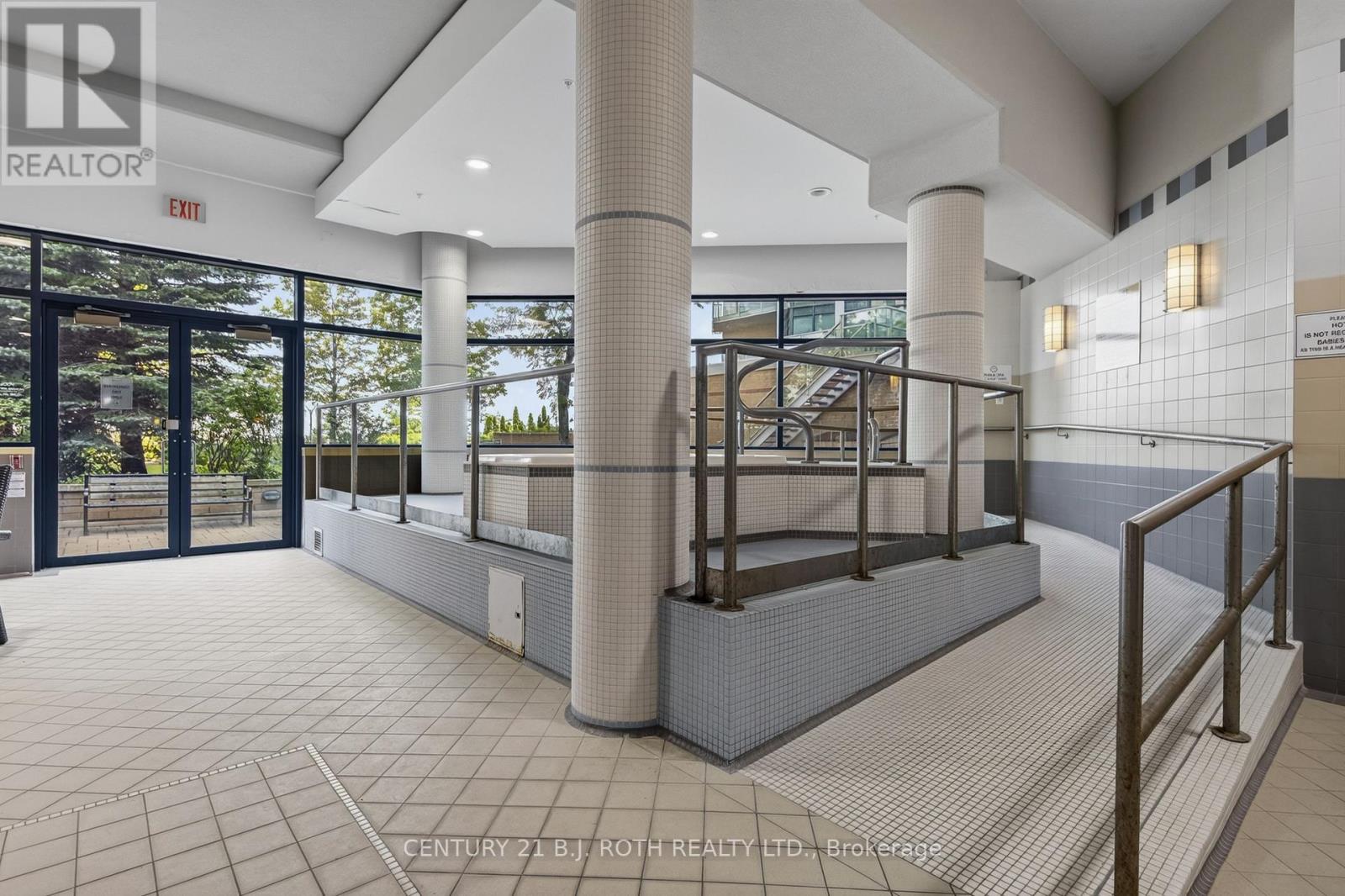 #904 33 ELLEN STREET - Image 33