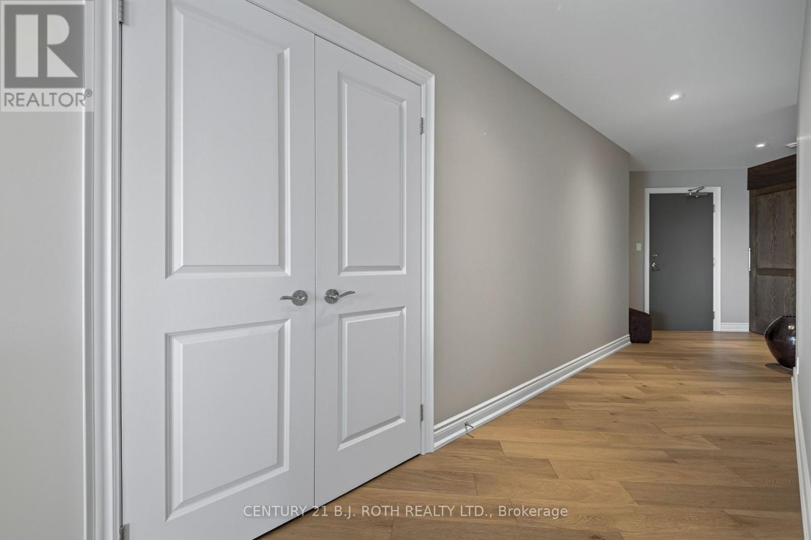 #904 33 ELLEN STREET - Image 7