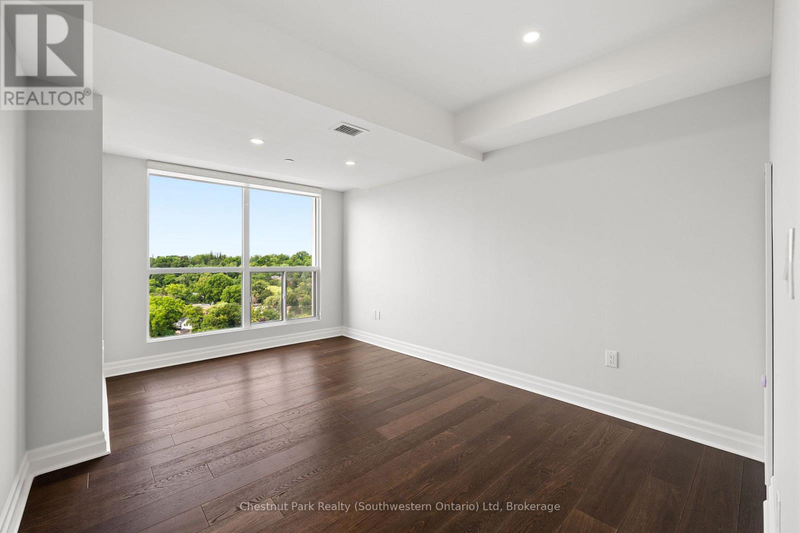 #1503 150 WELLINGTON STREET E - 23