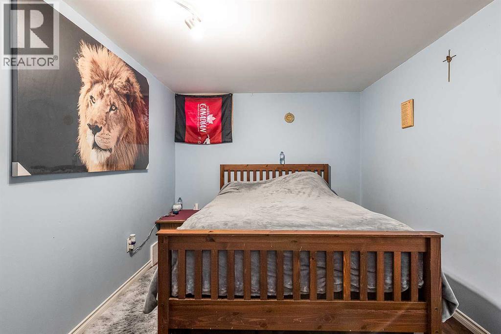 2867 16 Ave SE - 23