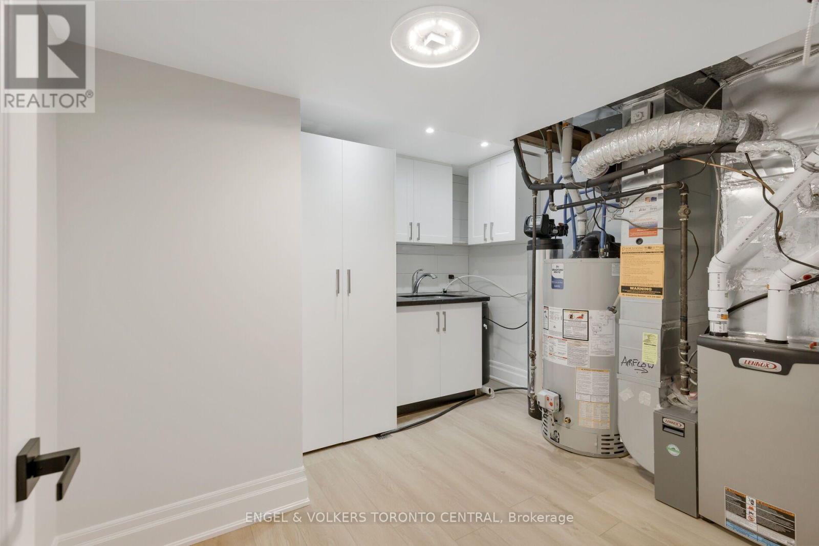 769 ANNAMORE ROAD - Image 33