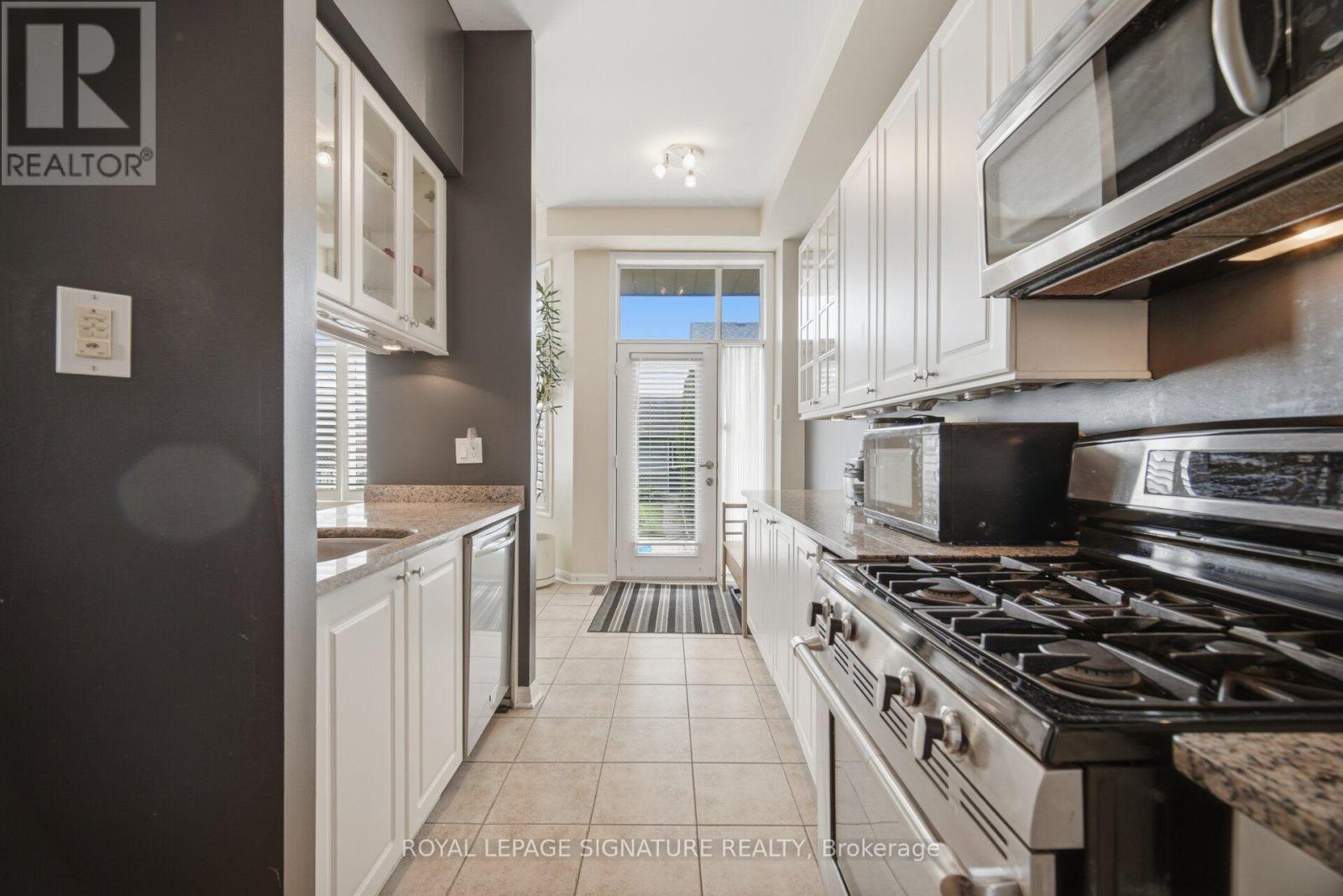 79 CORNELL PARK AVENUE - 4