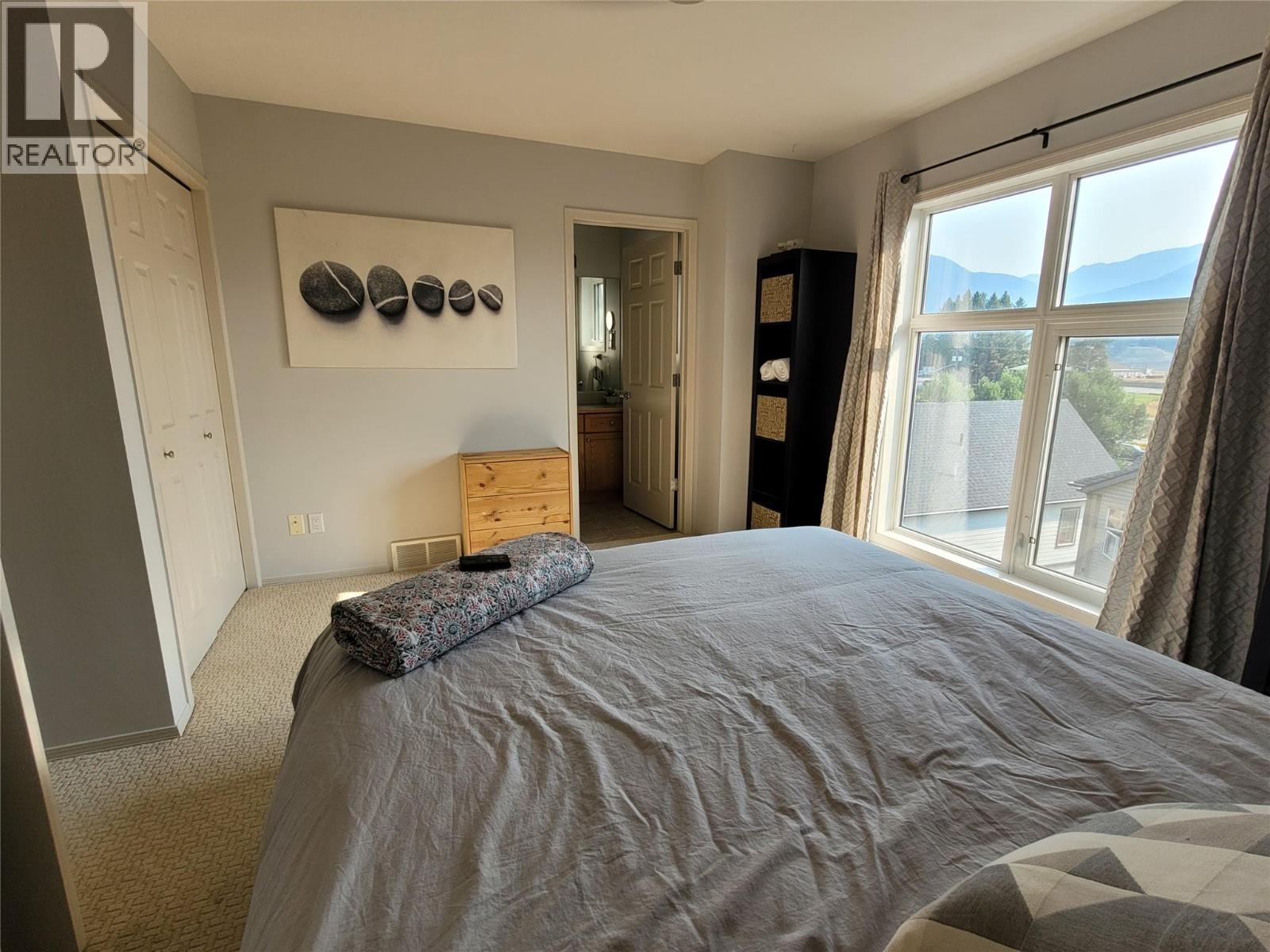 619 10th Avenue - Image 30
