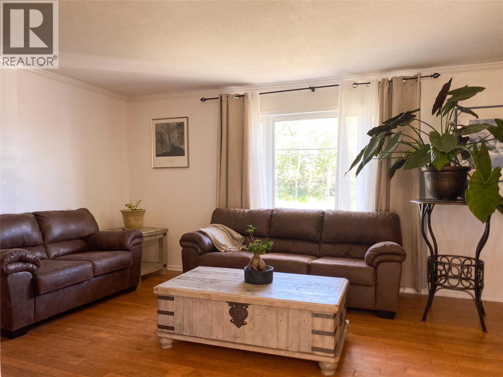 9017 17 Street - 4