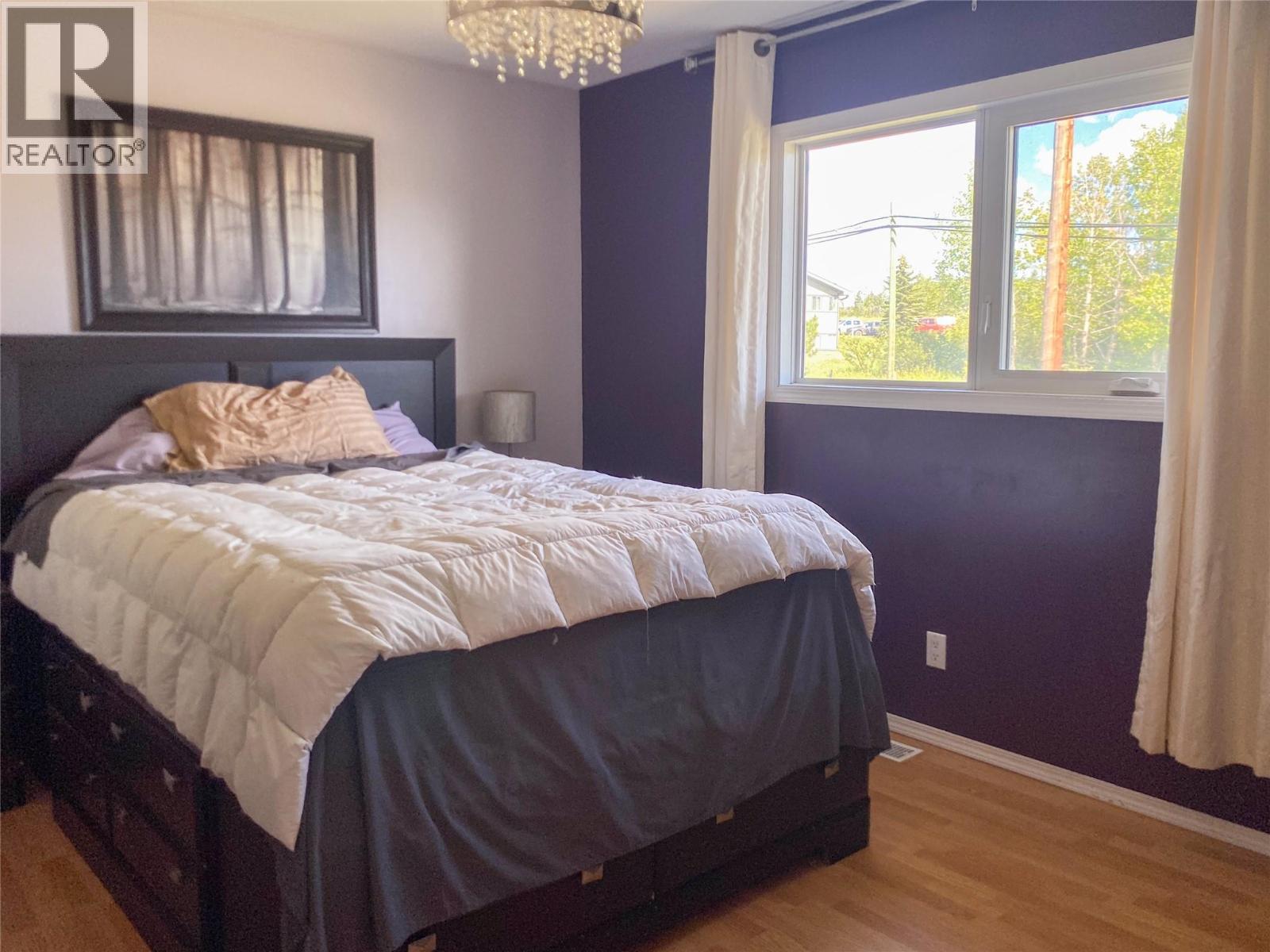 9017 17 Street - Image 17