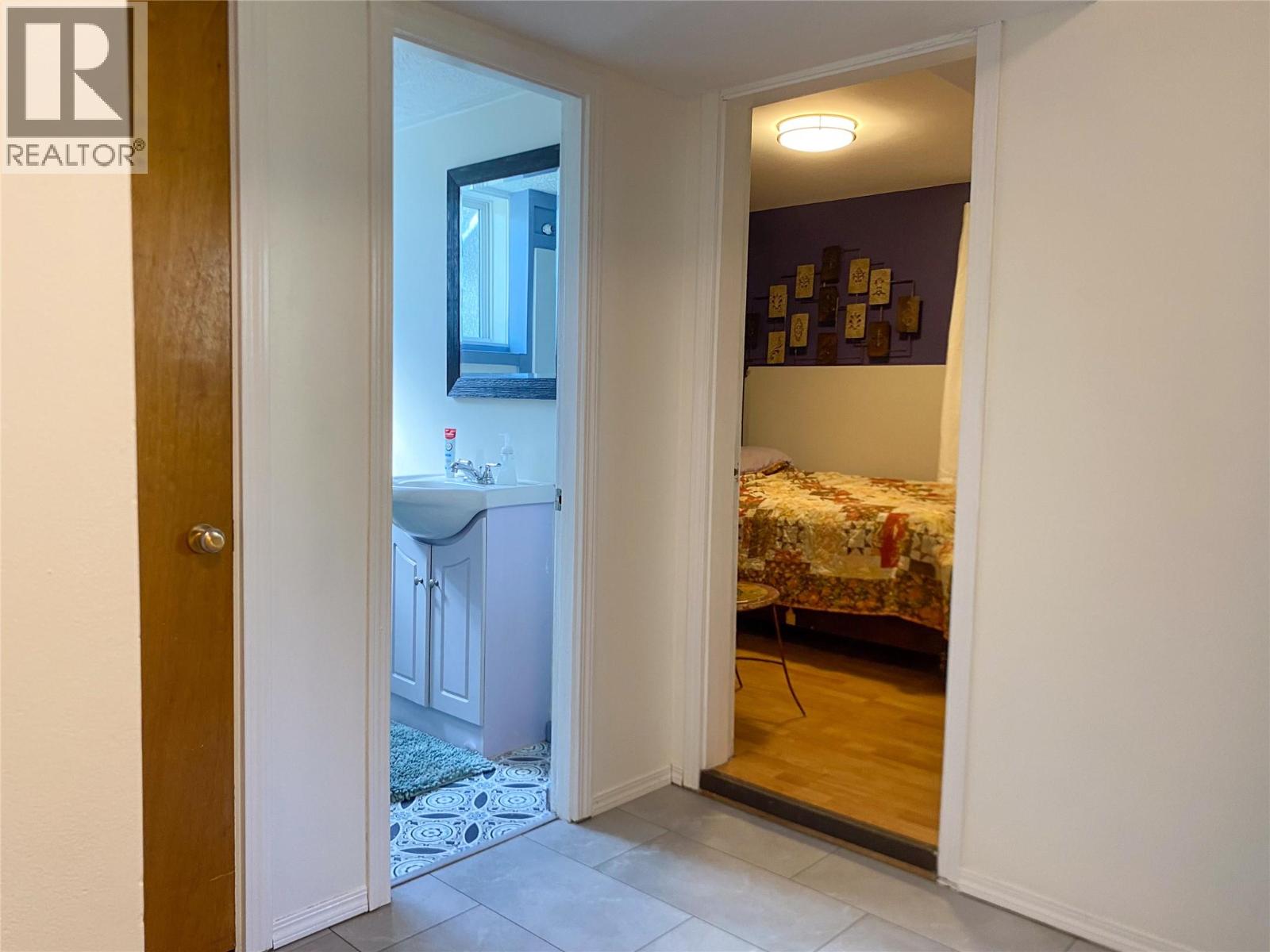 9017 17 Street - Image 28