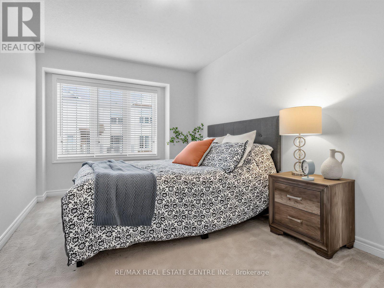 #35 755 LINDEN DRIVE - 20