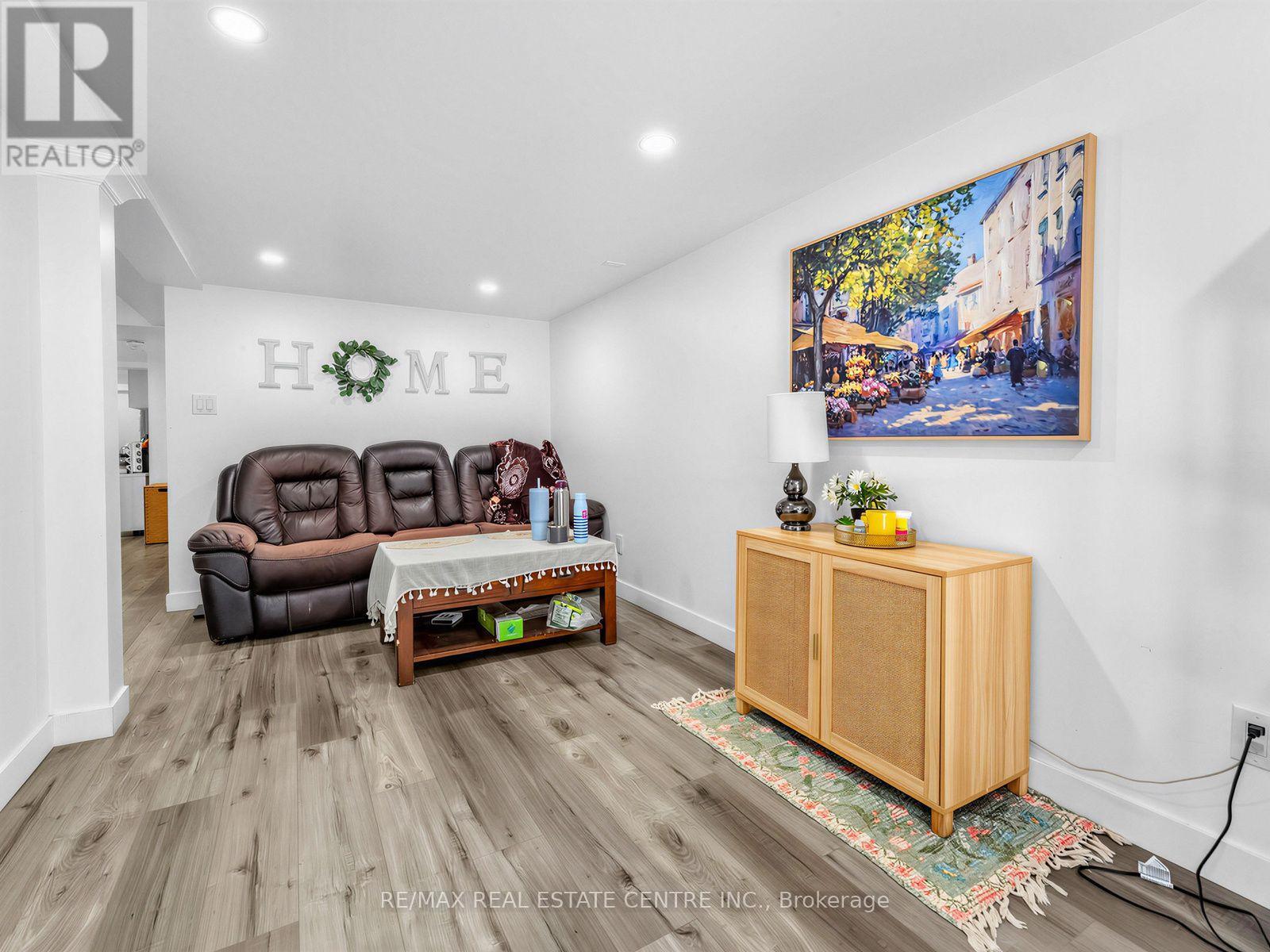 #35 755 LINDEN DRIVE - 24