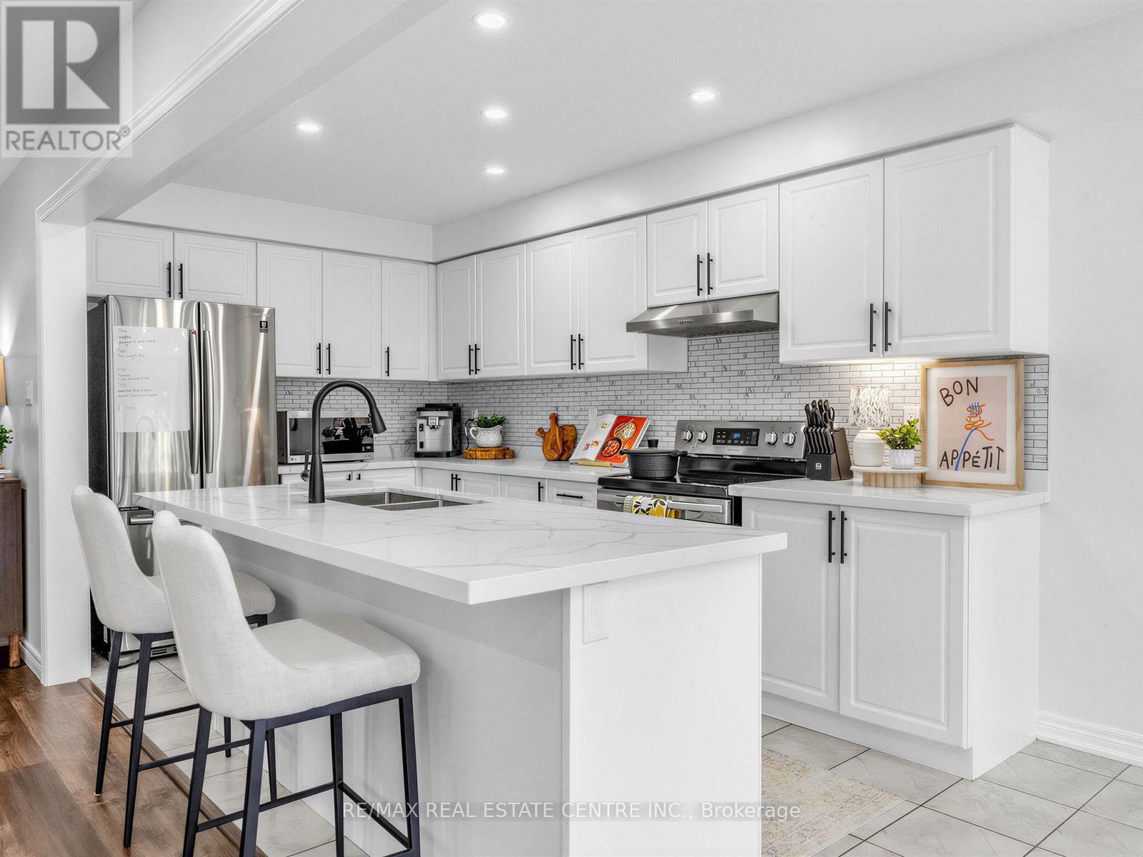 #35 755 LINDEN DRIVE - Image 6