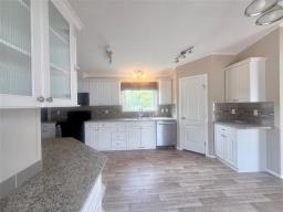 506 Minnedosa Street, Newdale, MB R0J1J0 Photo 14