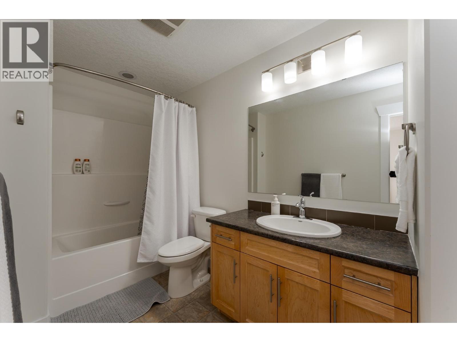 #106 1699 7TH AVENUE - 18