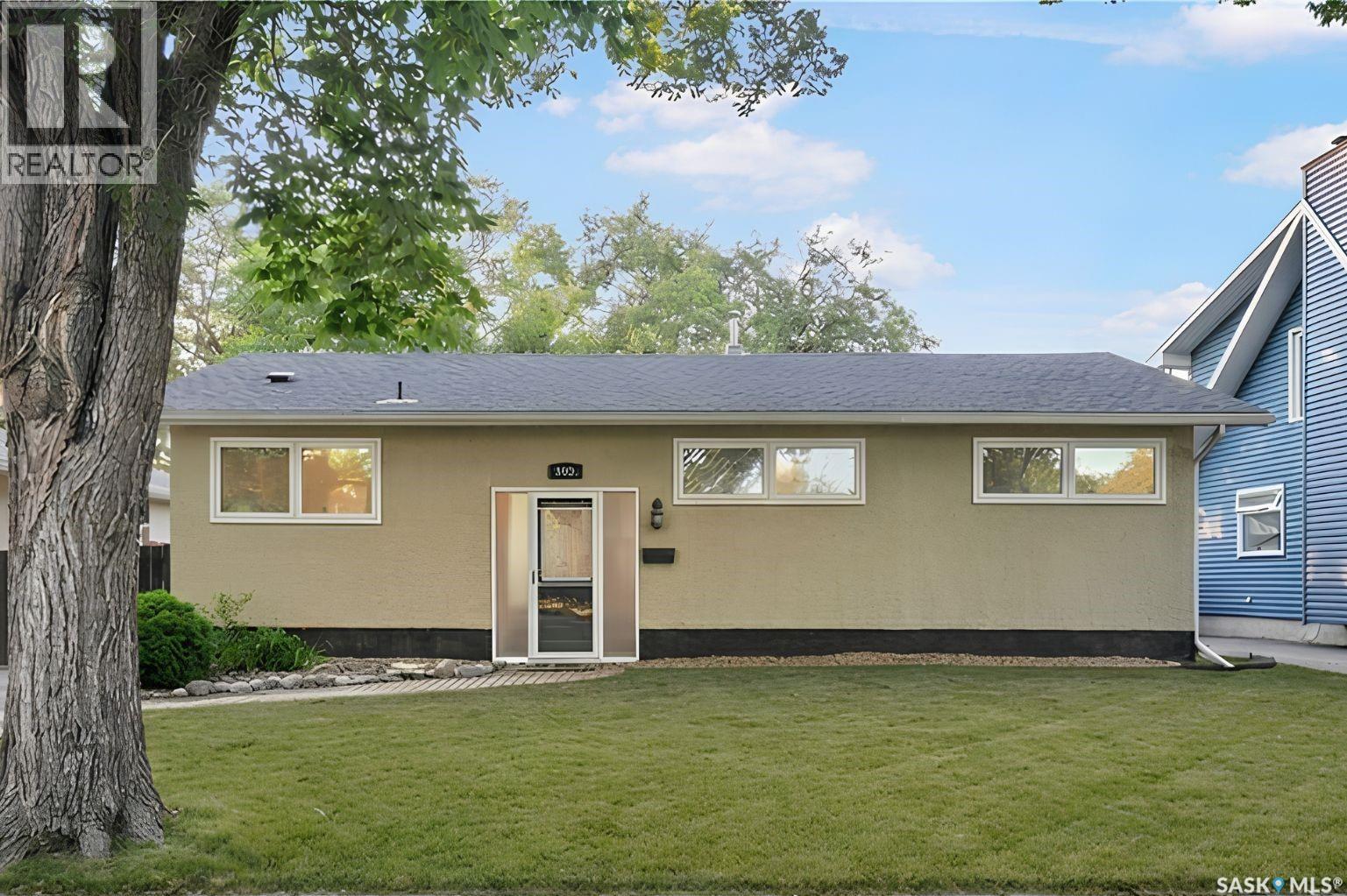 828 Shannon ROAD