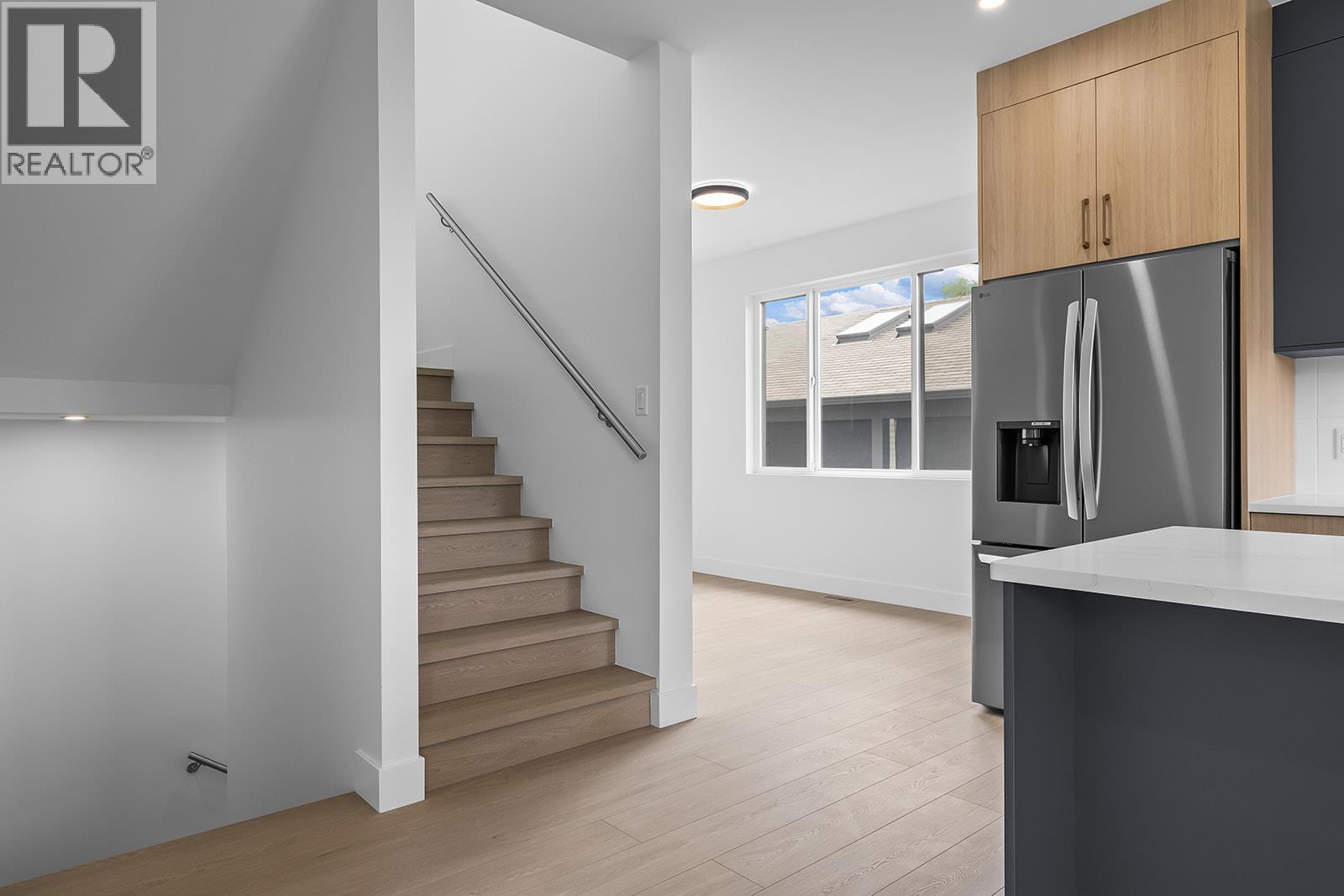 #5 662 Birch Avenue - 17