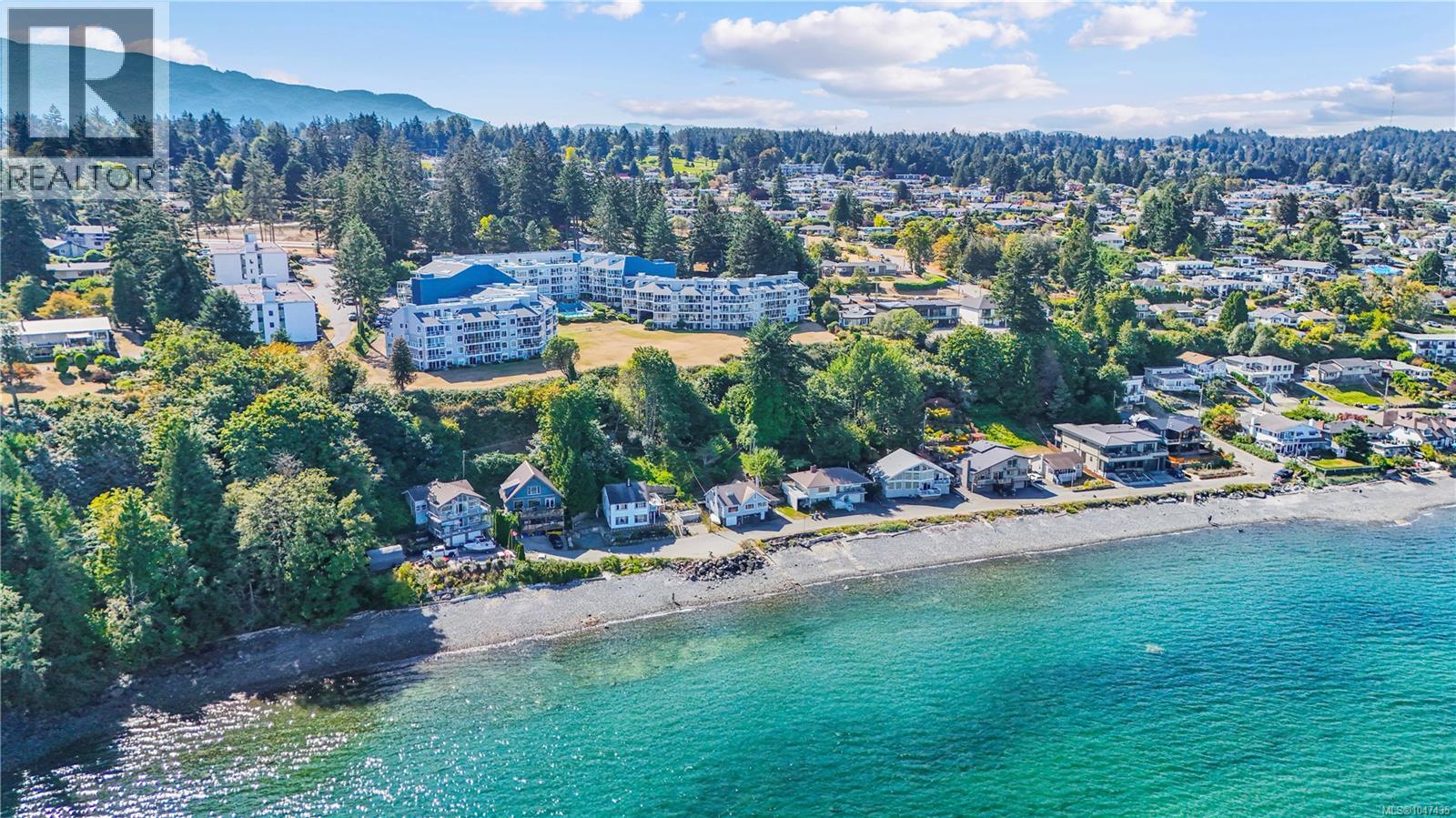#602 2560 Departure Bay Rd - 3