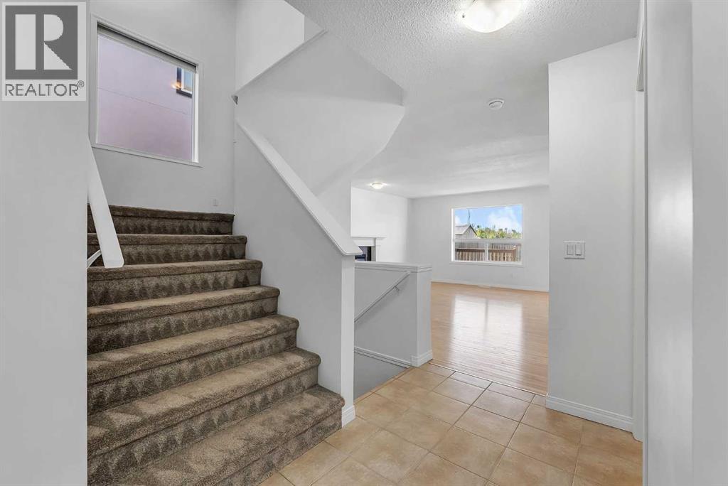7 Saddlecrest Terrace NE - Image 3