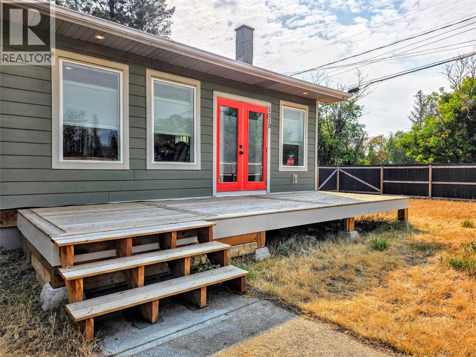 1313 13th Avenue, Invermere