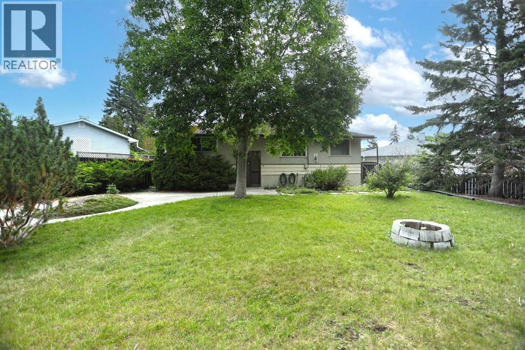 93 Winslow Crescent SW - 30