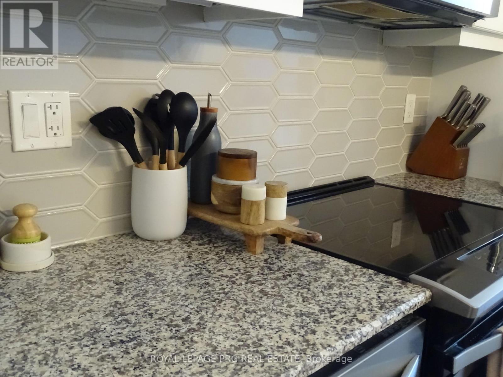 #401 50 ANN STREET - 16