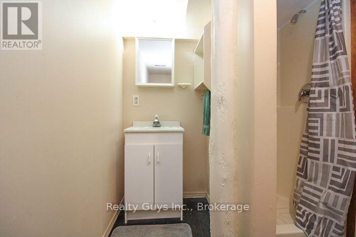 590 MCCANNAN AVENUE - Image 30