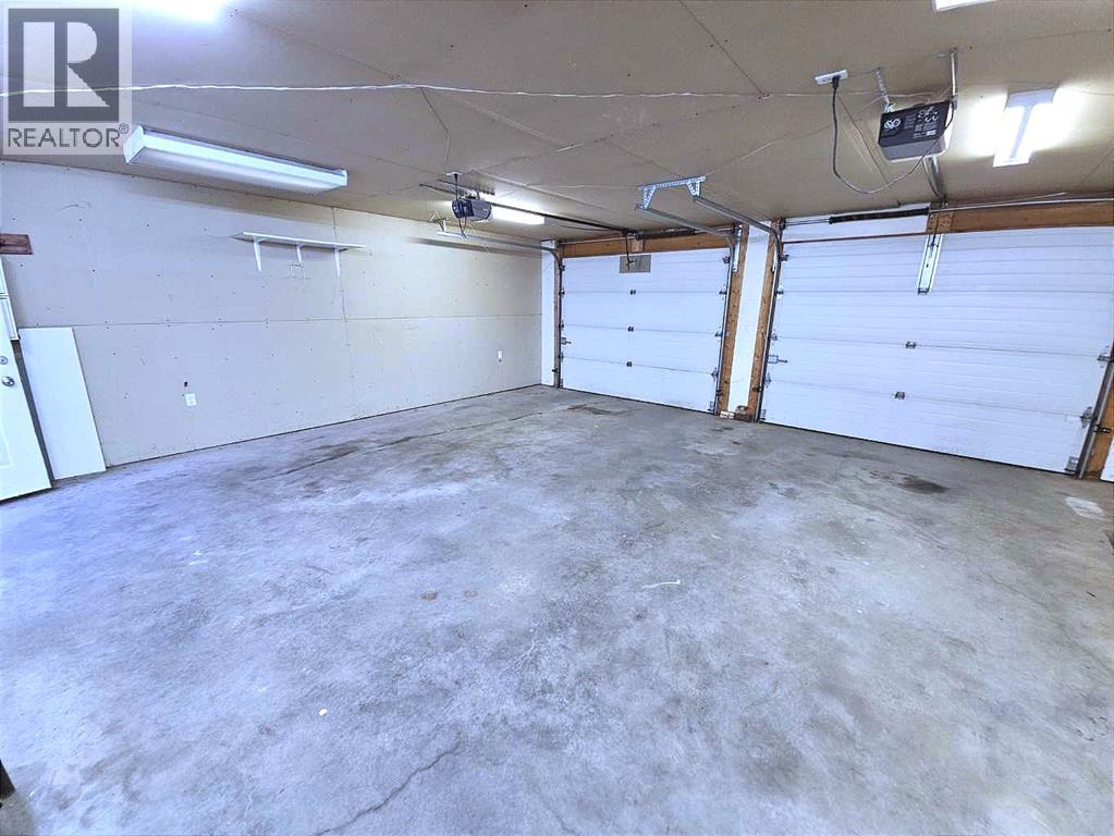 1009 18 Street N - Image 26