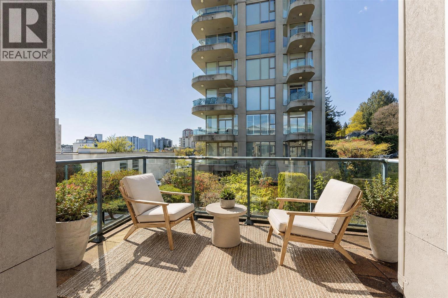 302 1765 MARINE DRIVE, West Vancouver