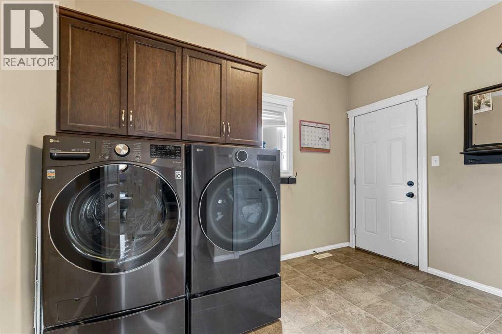 938 6 Street SE - 17
