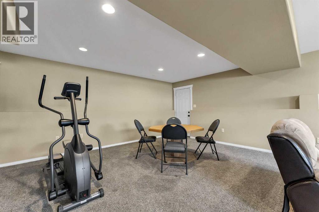 938 6 Street SE - Image 22
