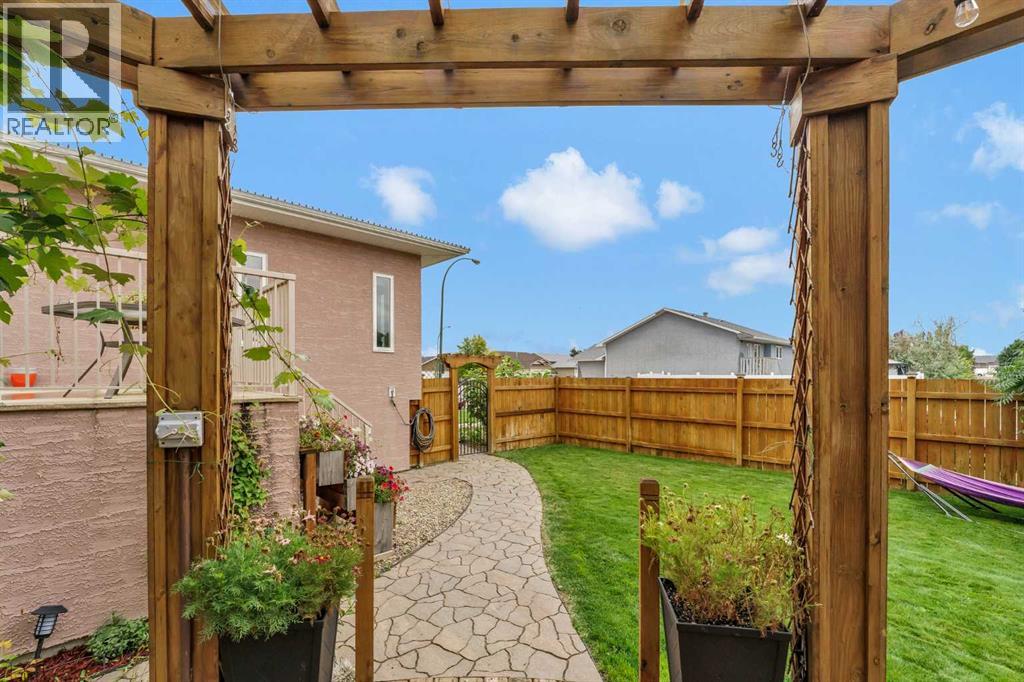 938 6 Street SE - 46
