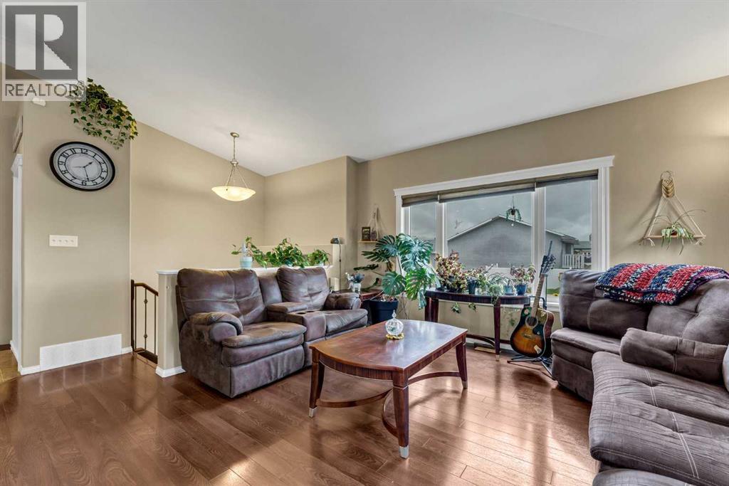 938 6 Street SE - 10