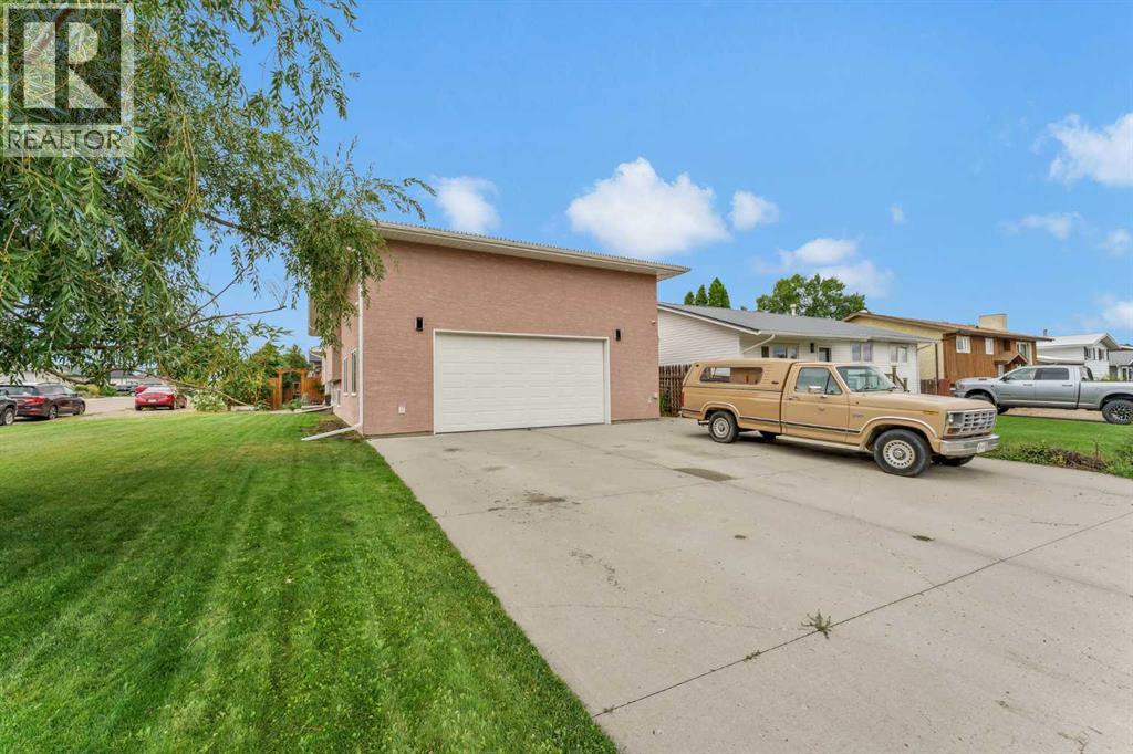 938 6 Street SE - Image 47
