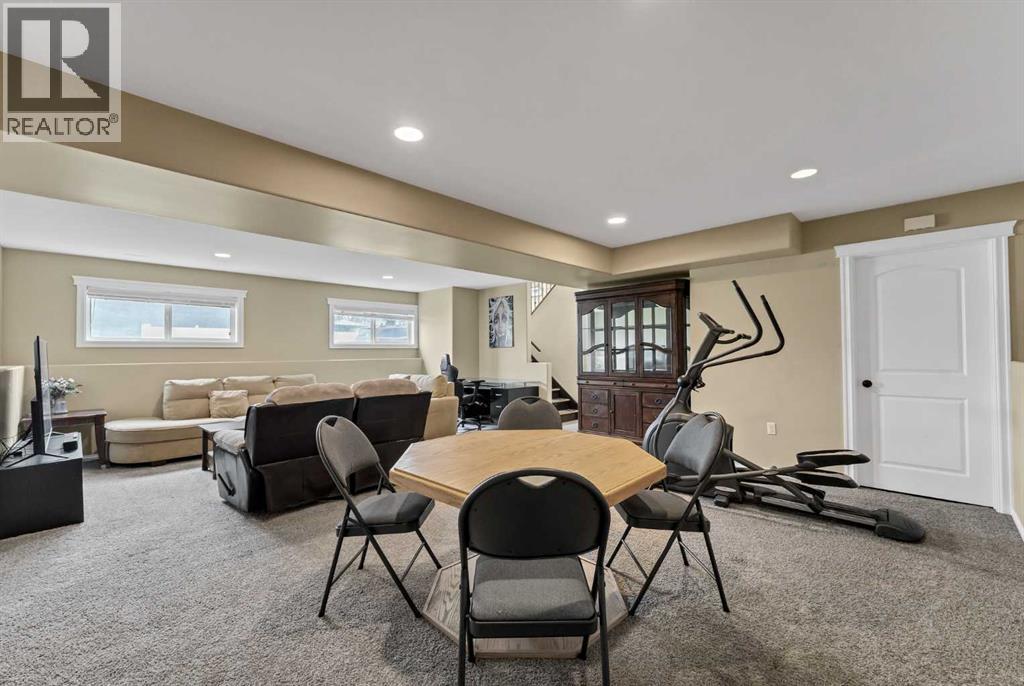 938 6 Street SE - Image 23