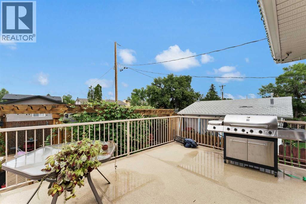 938 6 Street SE - Image 36